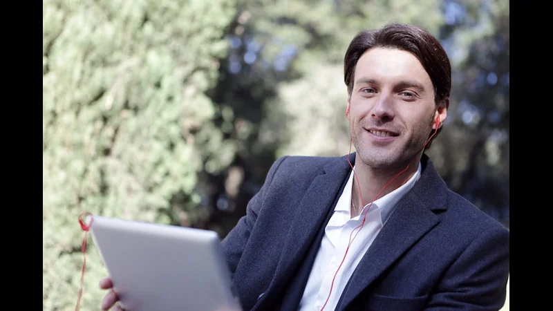 How AI Improves Customer Service in 2026 and Beyond - Artificial Intelligence visual representation