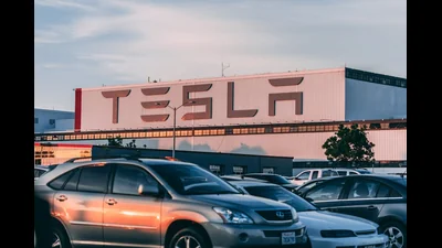 How AI Works in Autonomous Cars (Clear Explanation)