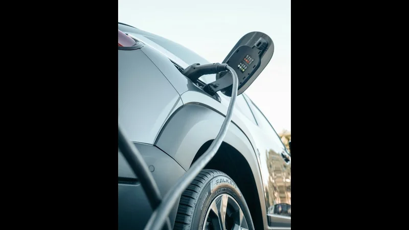 Electric Cars Explained: How EVs Really Work - Automotive Tech illustration