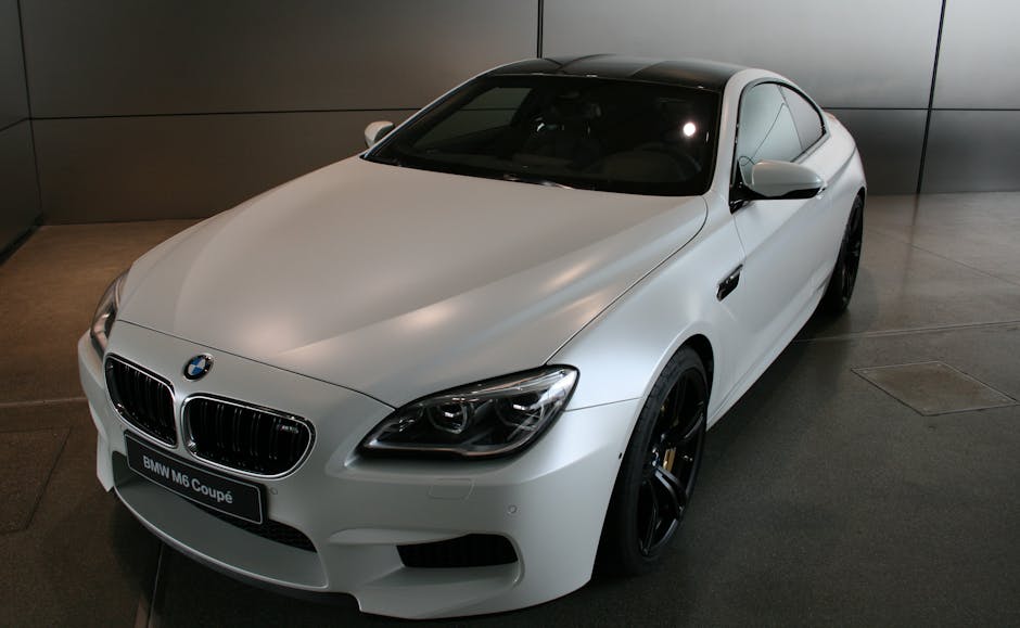 “Screens are not luxury”, says luxury car brand that makes massive screens