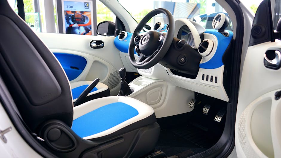 View Interior Photos of the 2025 Mercedes-Benz G580