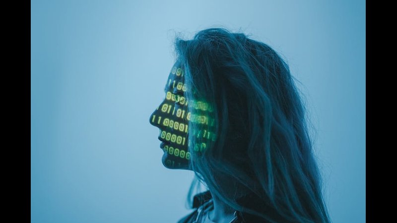 How to Stay Safe on Social Media