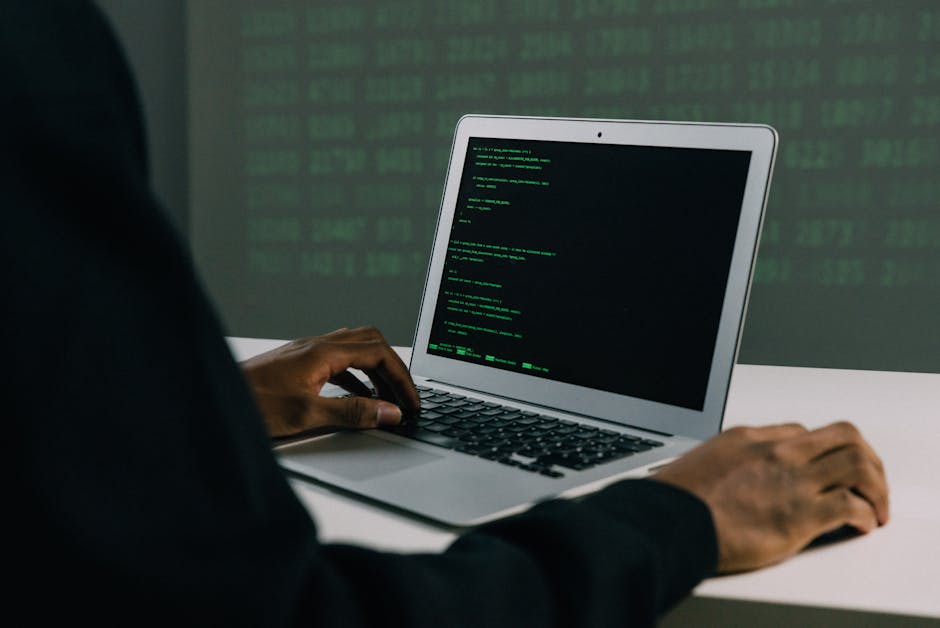 DPRK hackers dupe targets into typing PowerShell commands as admin
