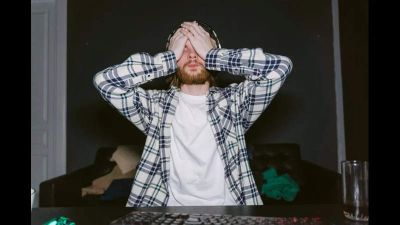 The Psychology Behind Why We Love Video Games - Gaming Tech visual representation