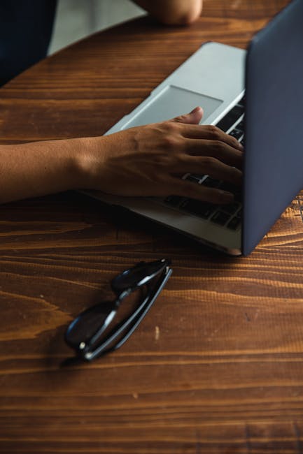 Apple fixes another actively exploited zero-day vulnerability on iPhone and iPad - Related to handy, geforce, laptop, another, vulnerability