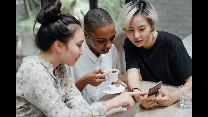 The Best Mobile Tips and Tricks Everyone Should Use - Mobile Tech illustration