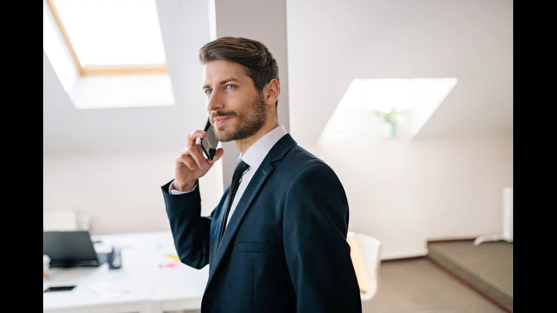 The Ultimate Smartphone Buying Guide for 2026 - Mobile Tech illustration