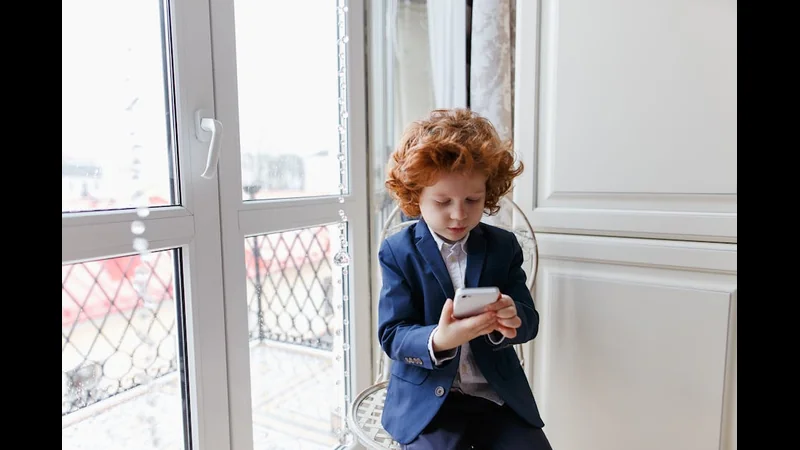 Why Your Phone Battery Drains Fast and How to Fix It - Mobile Tech illustration