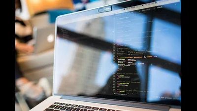 Front-End vs Back-End Development: What’s the Difference?