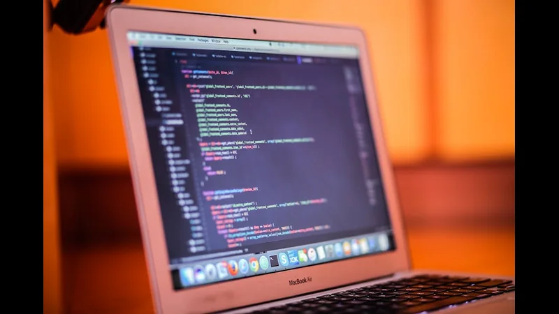 How to Choose Your First Programming Language - Software Development visual representation
